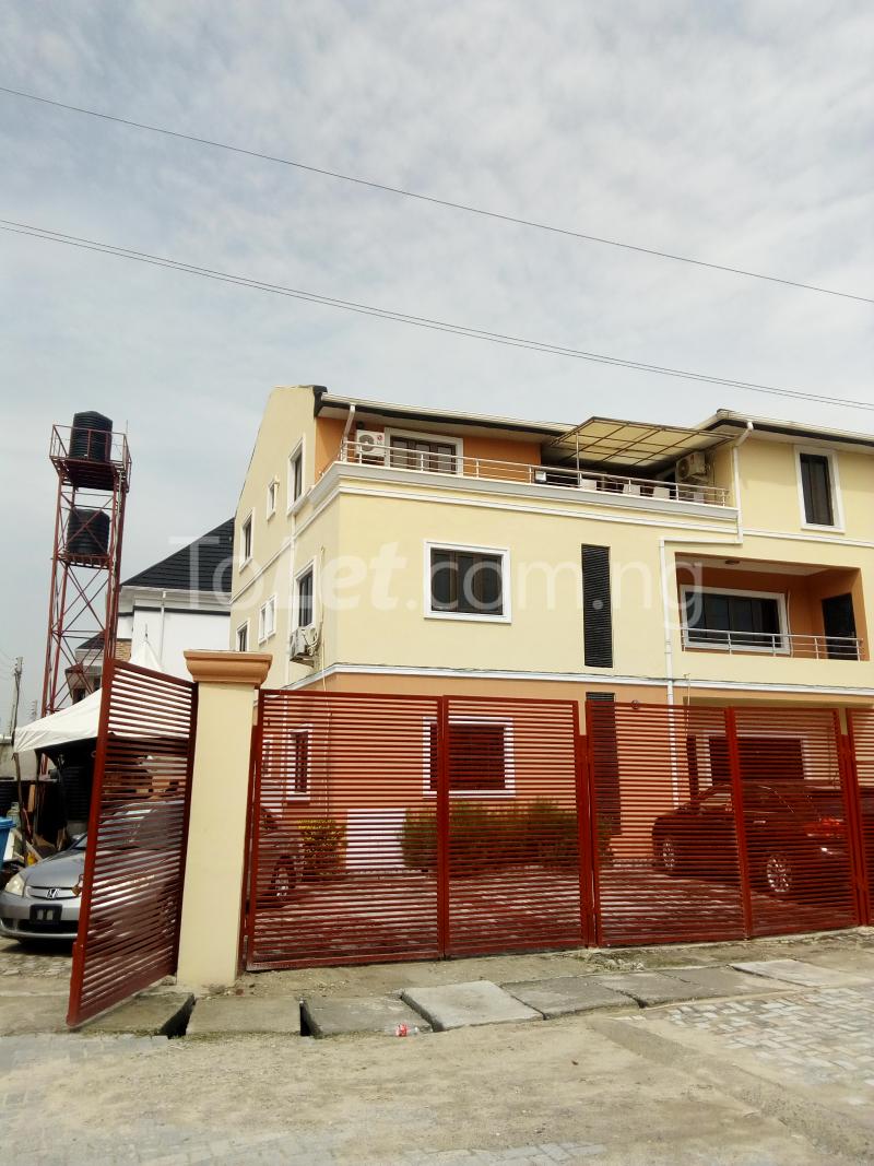 3 bedroom Flat / Apartment for rent   Osapa london Lekki Lagos