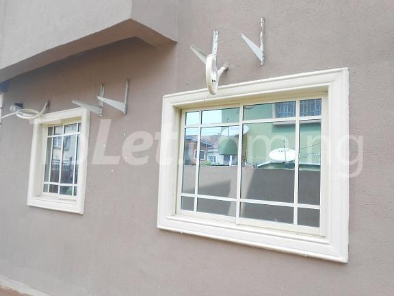 3 bedroom Flat / Apartment for rent Bode Thomas Lagos