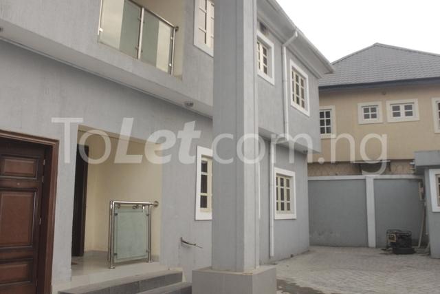 3 bedroom Flat / Apartment for rent 3, Segunmaru Street Off Abiodun Bero Magodo GRA Phase 1 Ojodu Lagos
