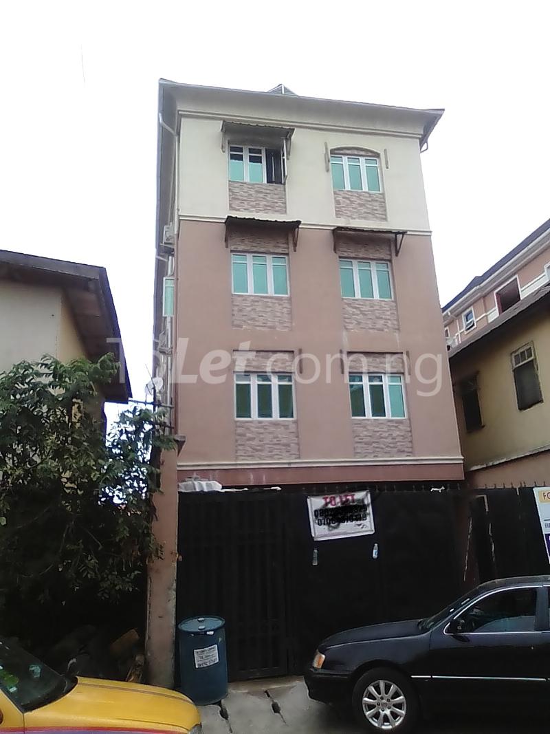 3 bedroom Flat / Apartment for rent Yaba Yaba Lagos - 0