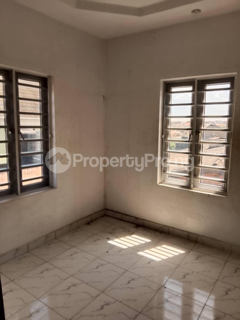1 bedroom Flat / Apartment for rent Magodo GRA Phase 1 Ojodu Lagos - 0