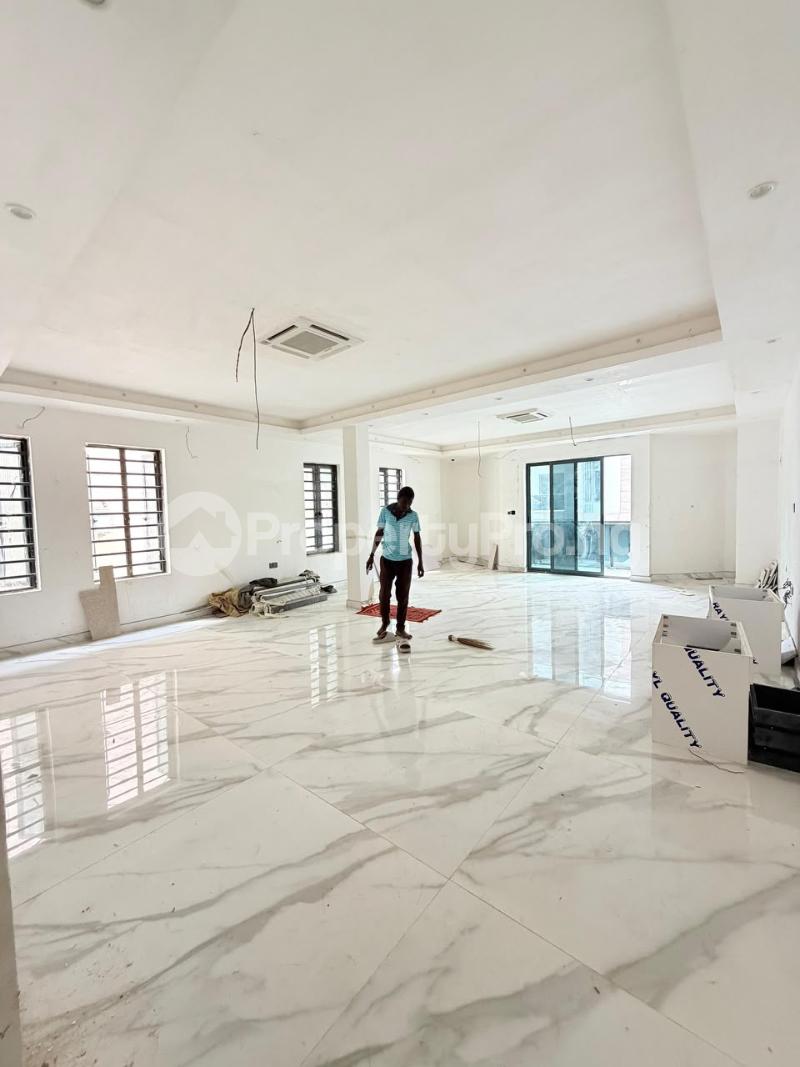 4 bedroom House for sale Maryland Lagos