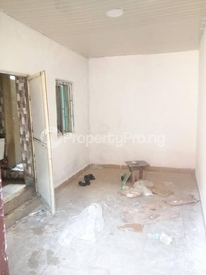 Flat / Apartment in Obanikoro Shomolu Lagos Flat / Apartment for rent