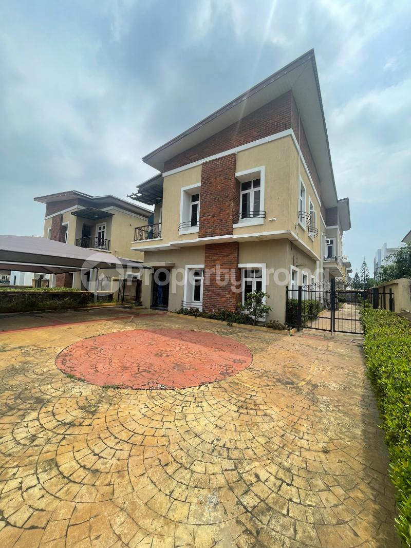 5 bedroom House for sale Chevron Lekki Lagos