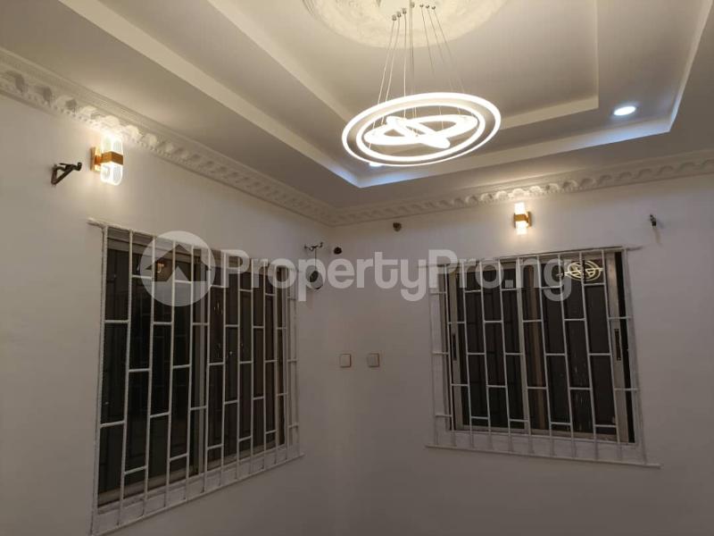 2 bedroom House for rent Mende Maryland Mende Maryland Lagos
