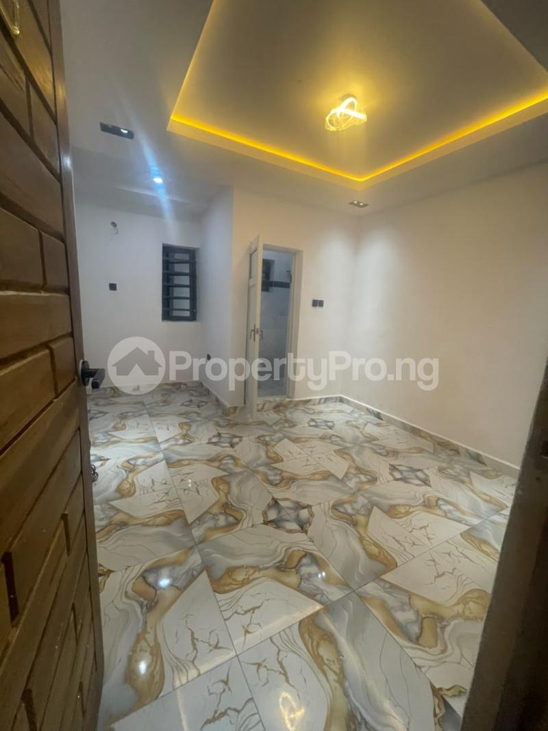 1 bedroom Flat / Apartment for sale Akoka Yaba Lagos