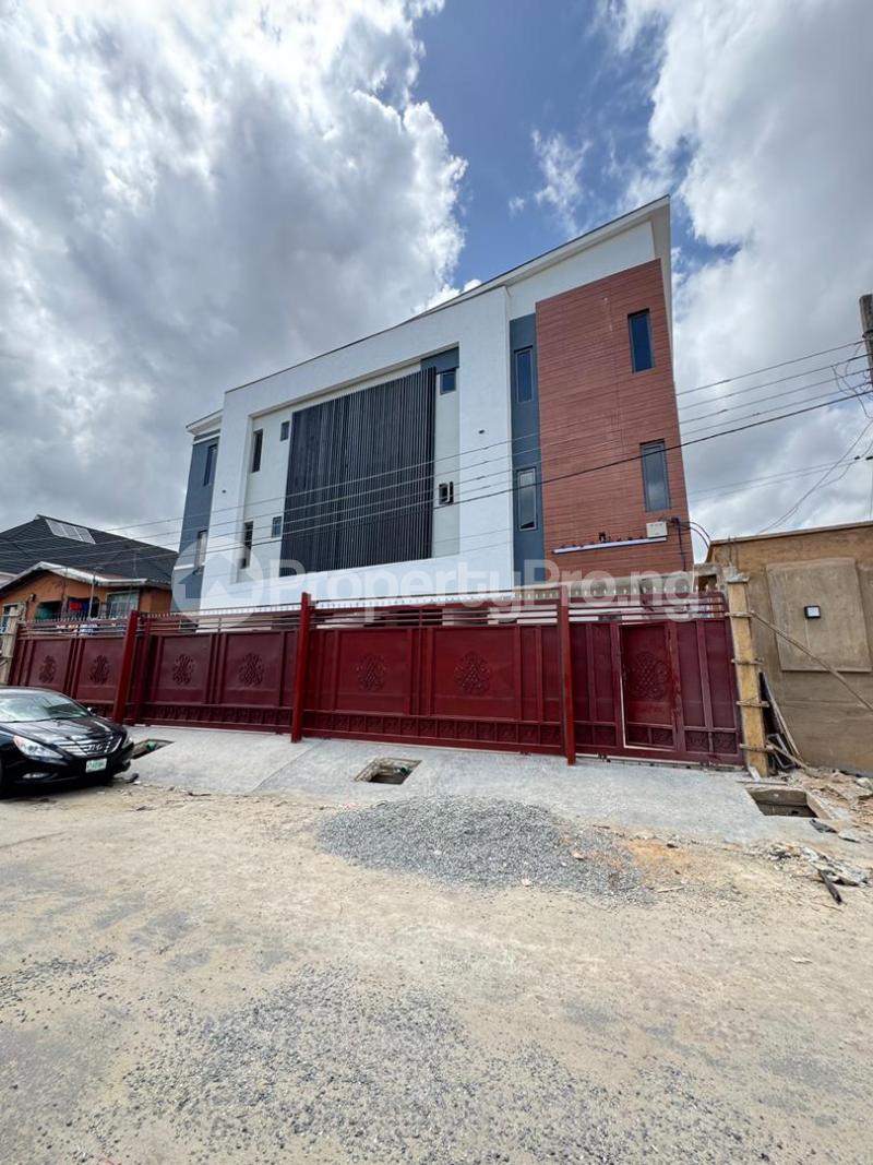 1 bedroom Flat / Apartment for sale Surulere Lagos