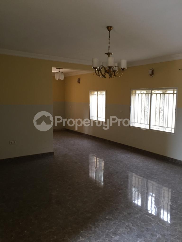 3 bedroom House for sale Cocosheen Close, By Ikeja Medical Centre. Allen Avenue Ikeja Lagos