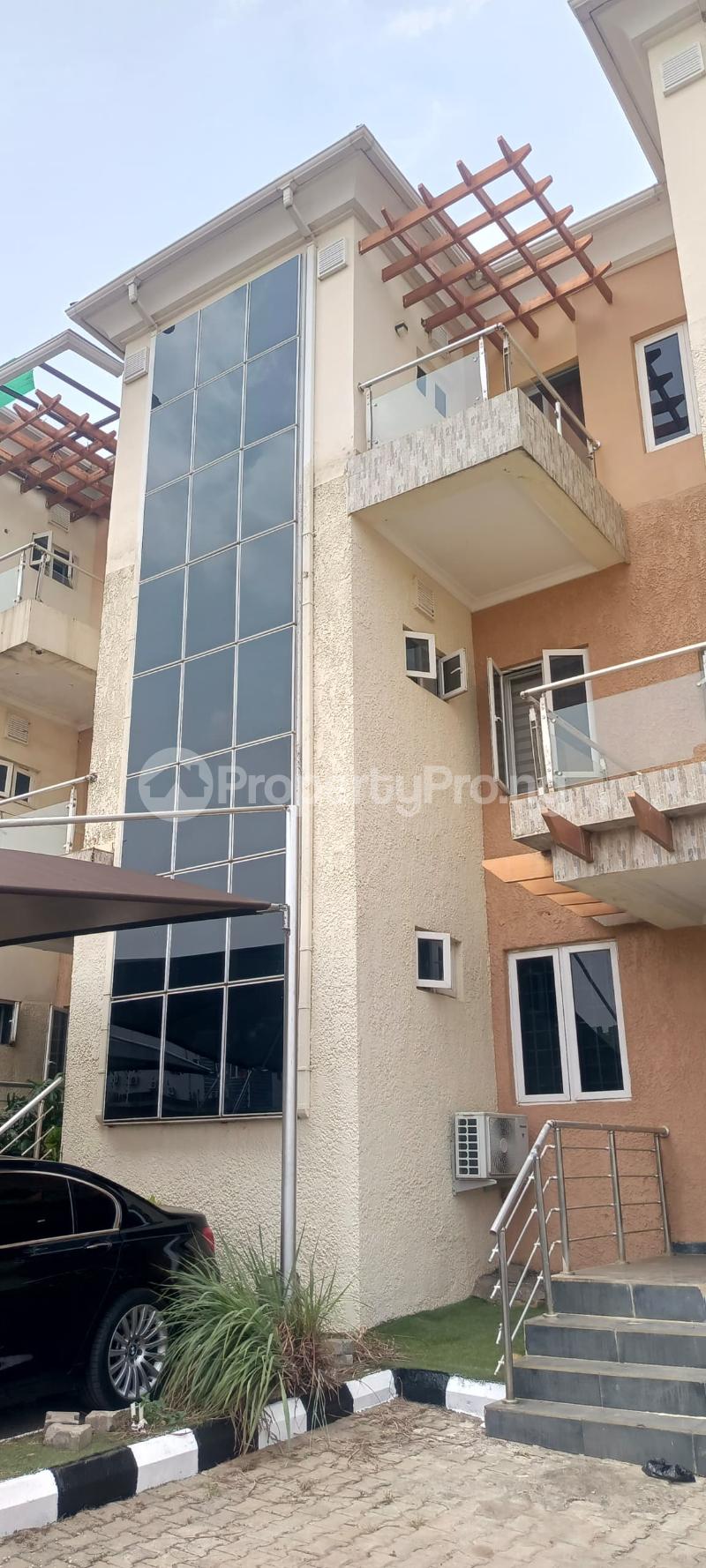 4 bedroom House for rent Guzape Abuja