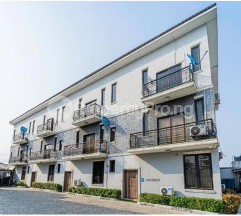 4 bedroom House for sale Close To Ébano Supermarket Onirun ONIRU Victoria Island Lagos