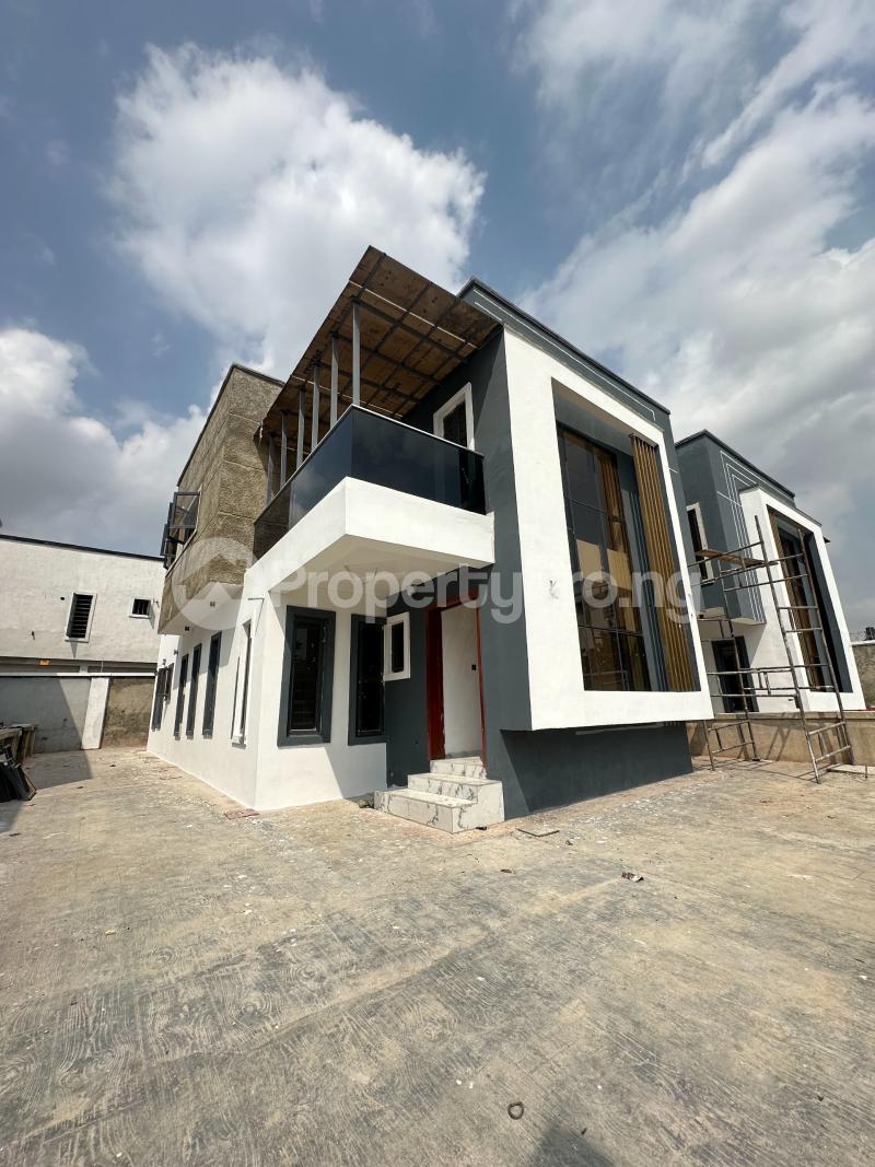 4 bedroom House for sale Chief Lateef Oyelade Gra, Oluyole. Ring Road Estate Ring Rd Ibadan Oyo