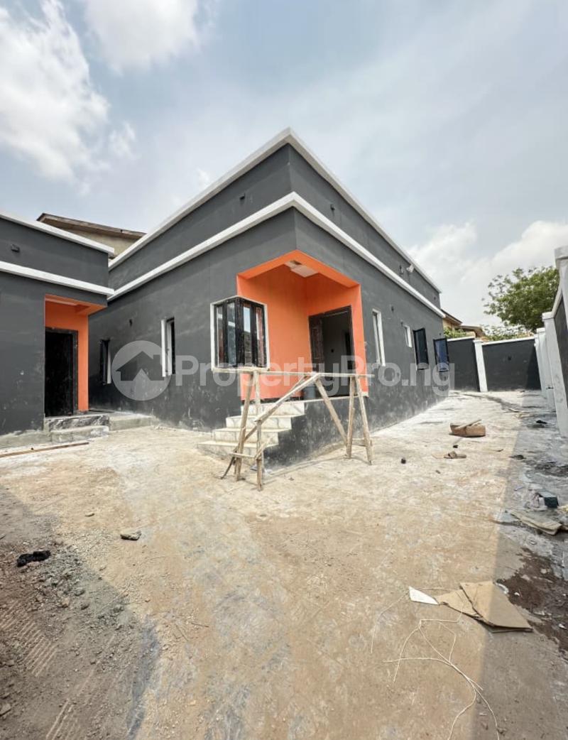 3 bedroom House for rent Foodco Ologuneru, Eleyele Road Eleyele Ibadan Oyo