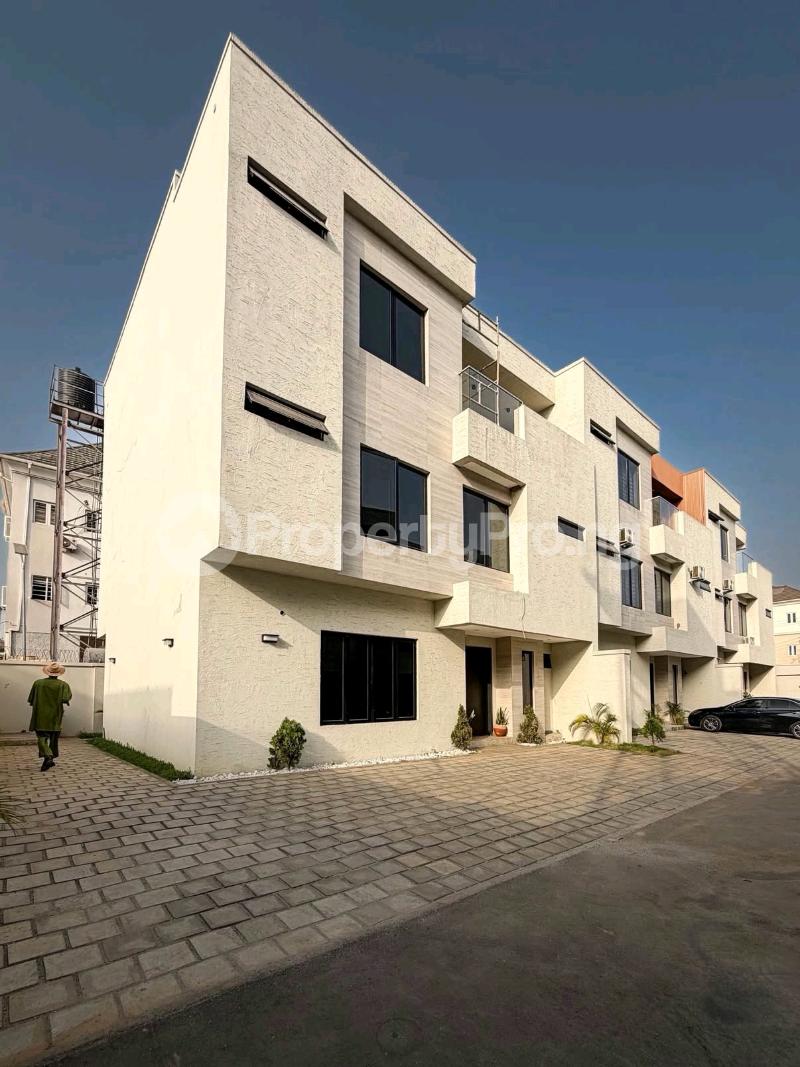 5 bedroom House for sale Jahi Abuja