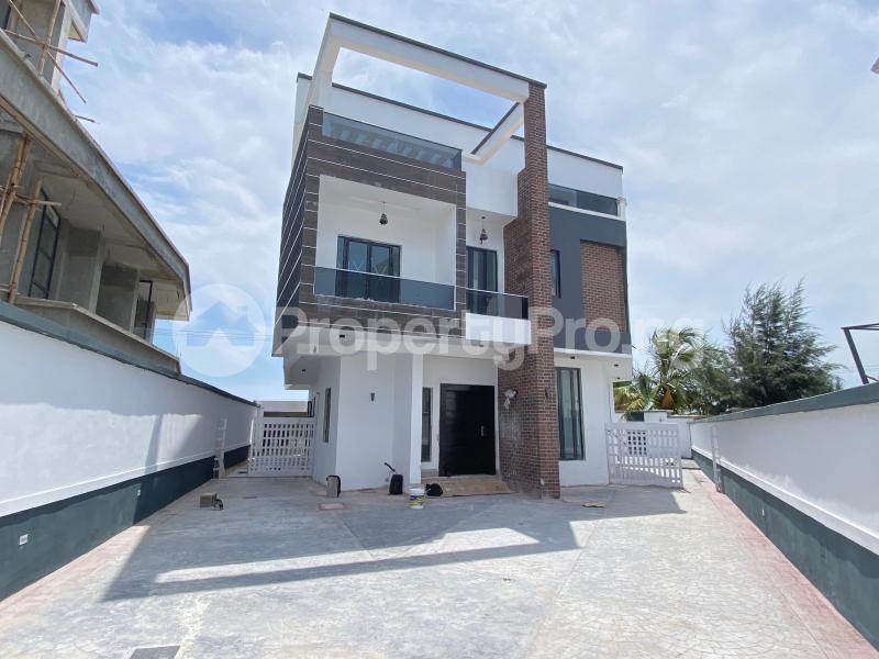 5 bedroom House for sale A Very Beautiful And Well Secured Estate Osapa london Lekki Lagos