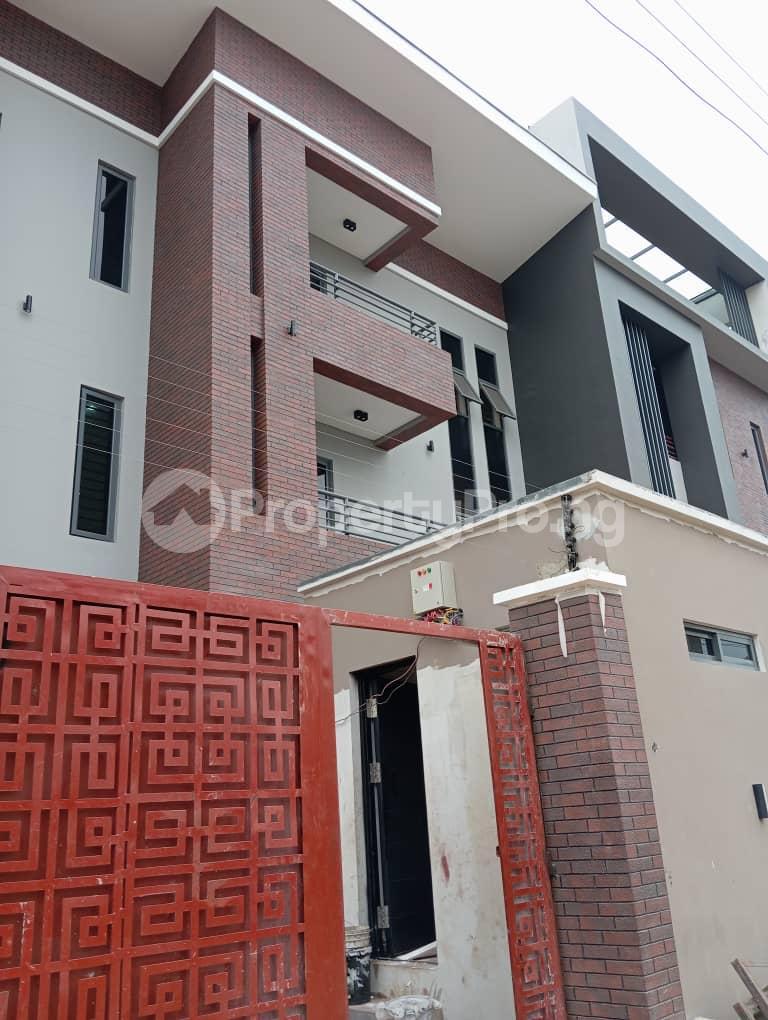 Rent 3 Units Of 3 Bedroom Flat in Anthony Village, Maryland Lagos