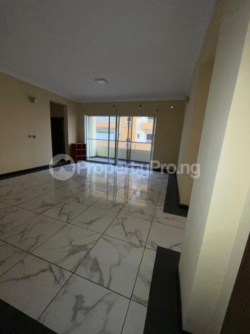 3 bedroom Flat / Apartment for rent Alagomeji Yaba Lagos - 0