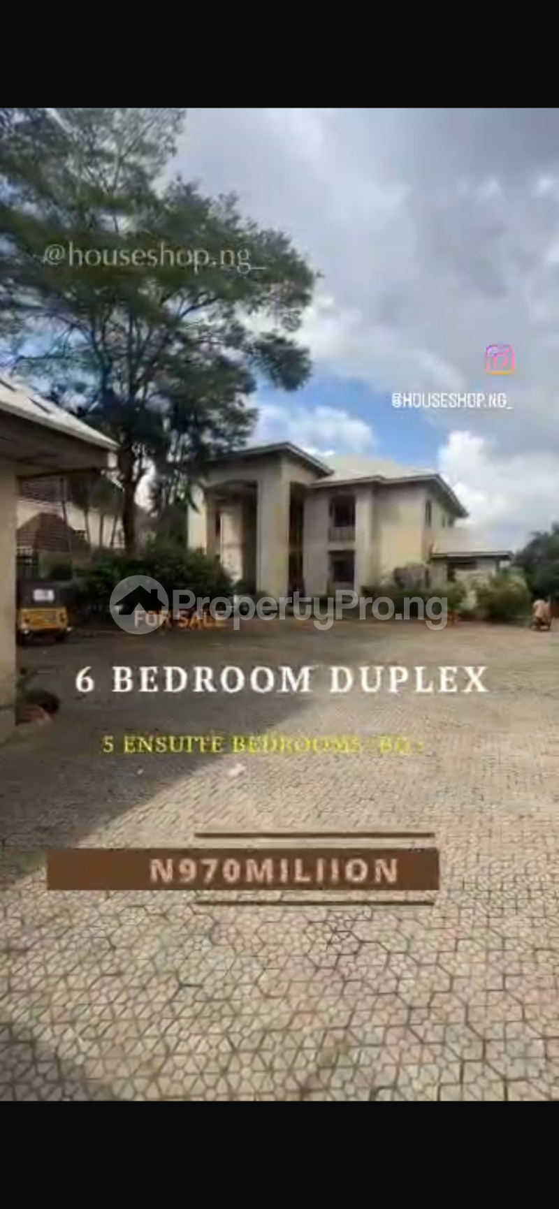 9 bedroom House for sale 3rd Avenue Gwarinpa Abuja