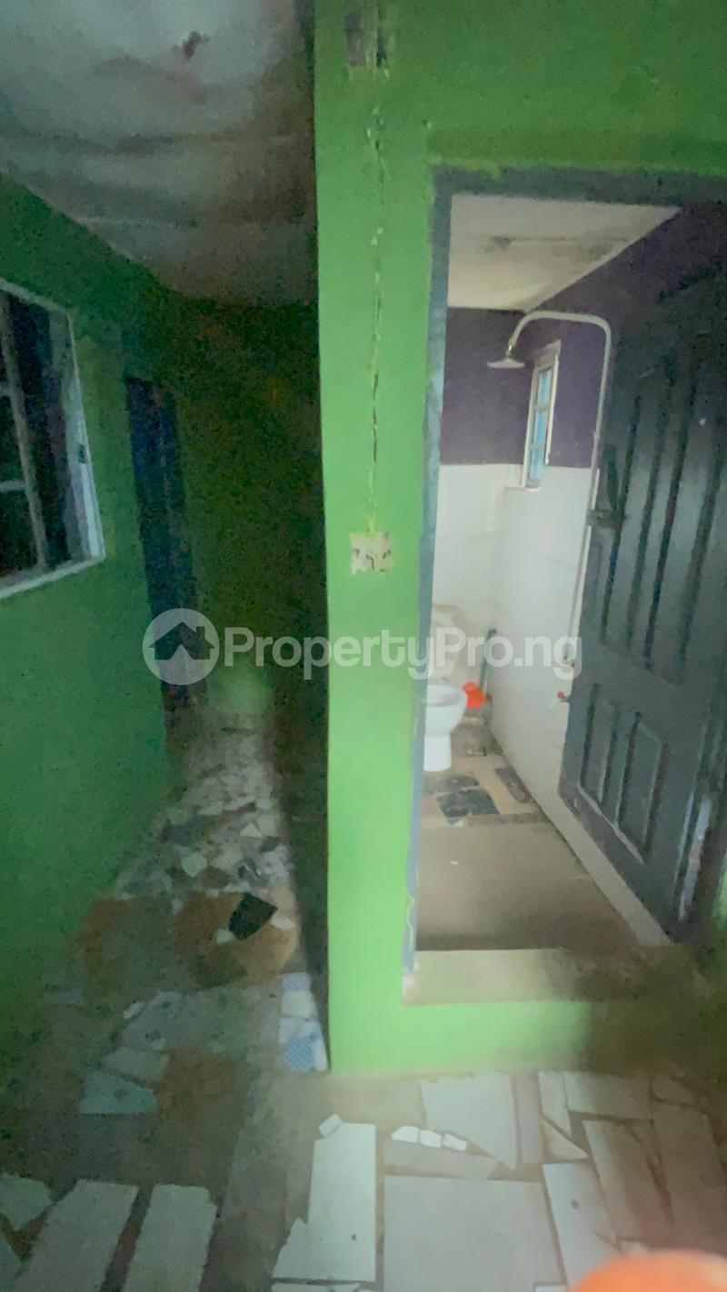 1 bedroom Flat / Apartment for rent Mafoluku Oshodi Lagos