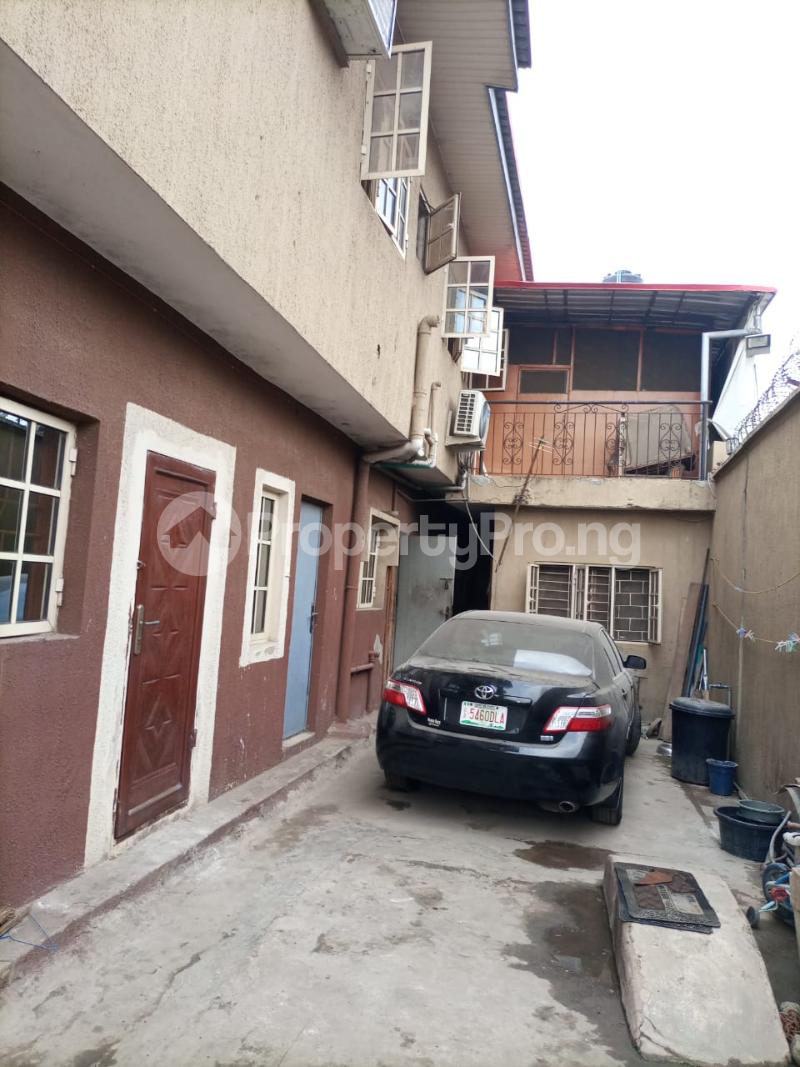 1 bedroom Flat / Apartment for rent Yetunde Brown Ifako-gbagada Gbagada Lagos