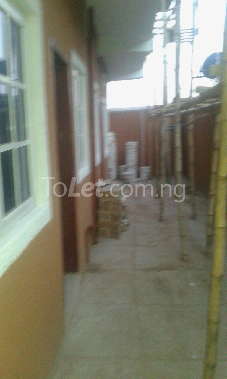 1 bedroom Flat / Apartment for rent Shomolu Area Shomolu Shomolu Lagos - 0