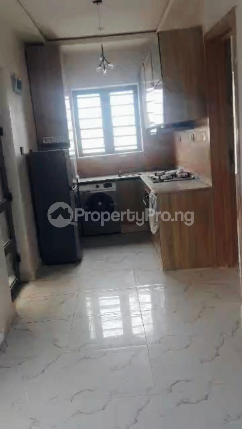 1 bedroom Flat / Apartment for rent Ologolo Lekki Lagos