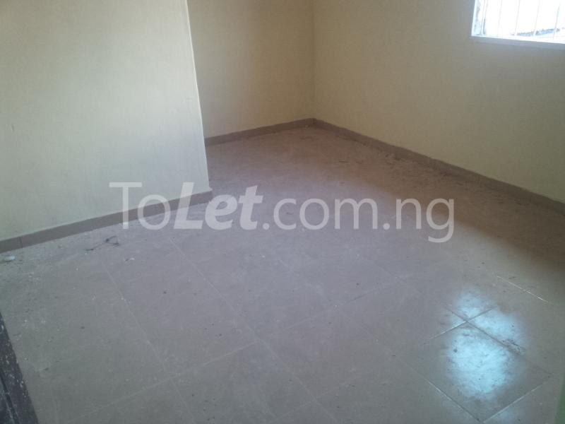 1 bedroom Flat / Apartment for rent Obanikoro Estate Obanikoro Shomolu Lagos