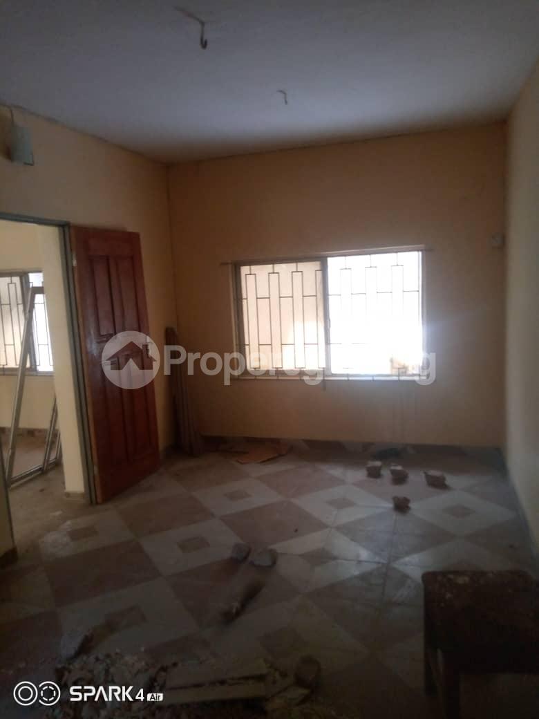 1 bedroom House for rent Dipo Olubi Street, By Adekunle Kuye Area, Surulere Lagos Ogunlana Surulere Lagos