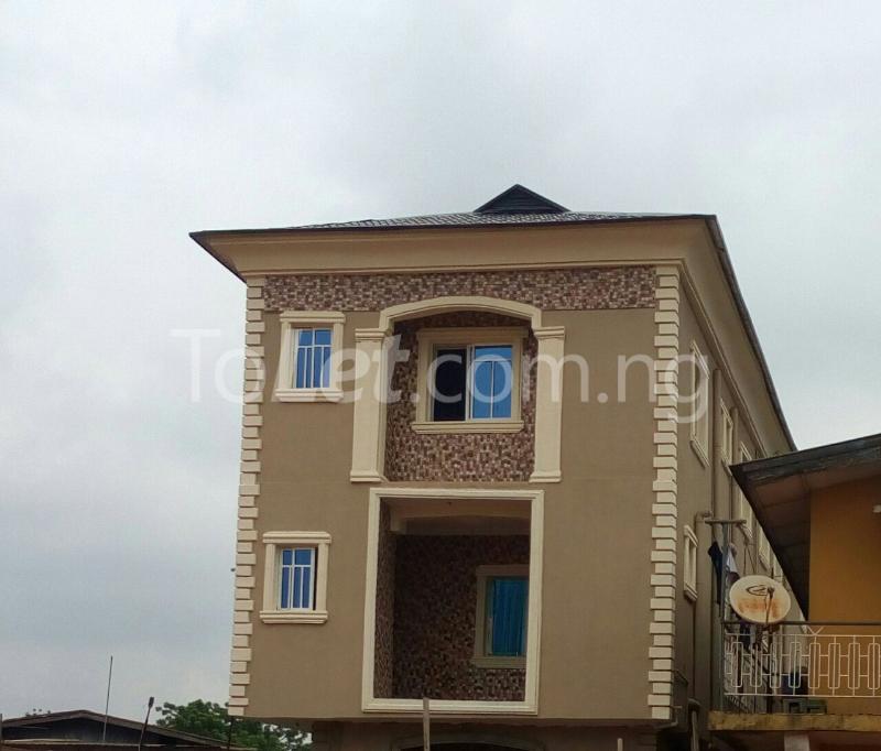 1 bedroom Flat / Apartment for rent Off Opeloyeru Street, New Garage Bariga Shomolu Lagos