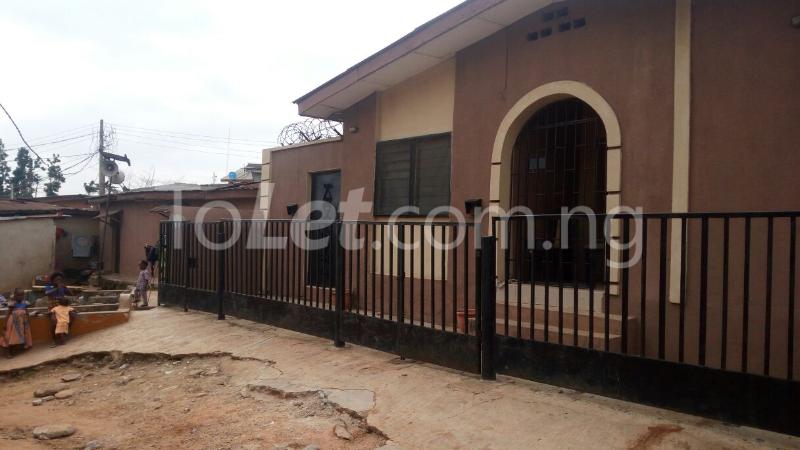 1 bedroom Flat / Apartment for rent Adeyemi Odukomaya Magodo GRA Phase 2 Kosofe/Ikosi Lagos