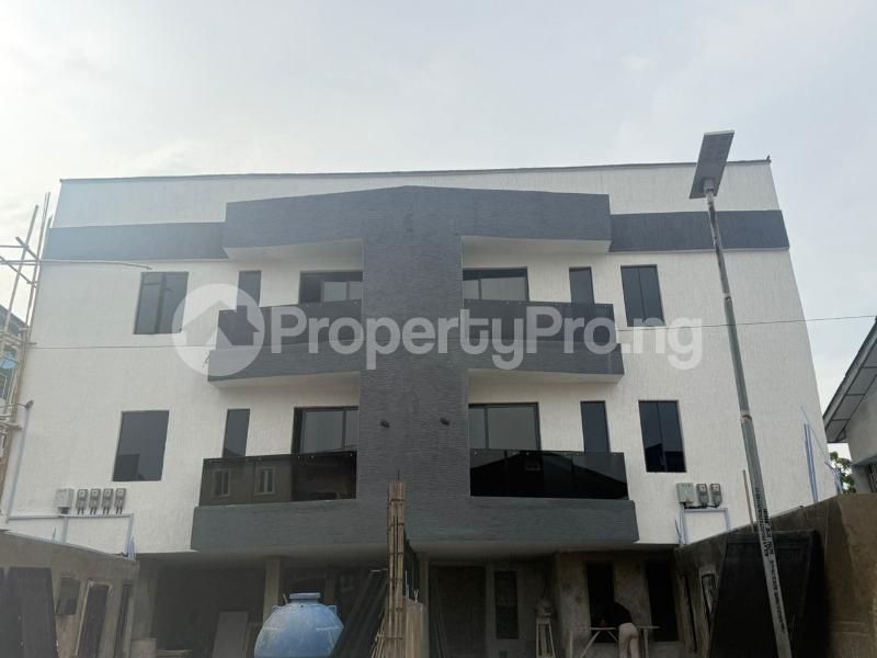 2 bedroom Flat / Apartment for sale Off Onike Roundabout Onike Yaba Lagos