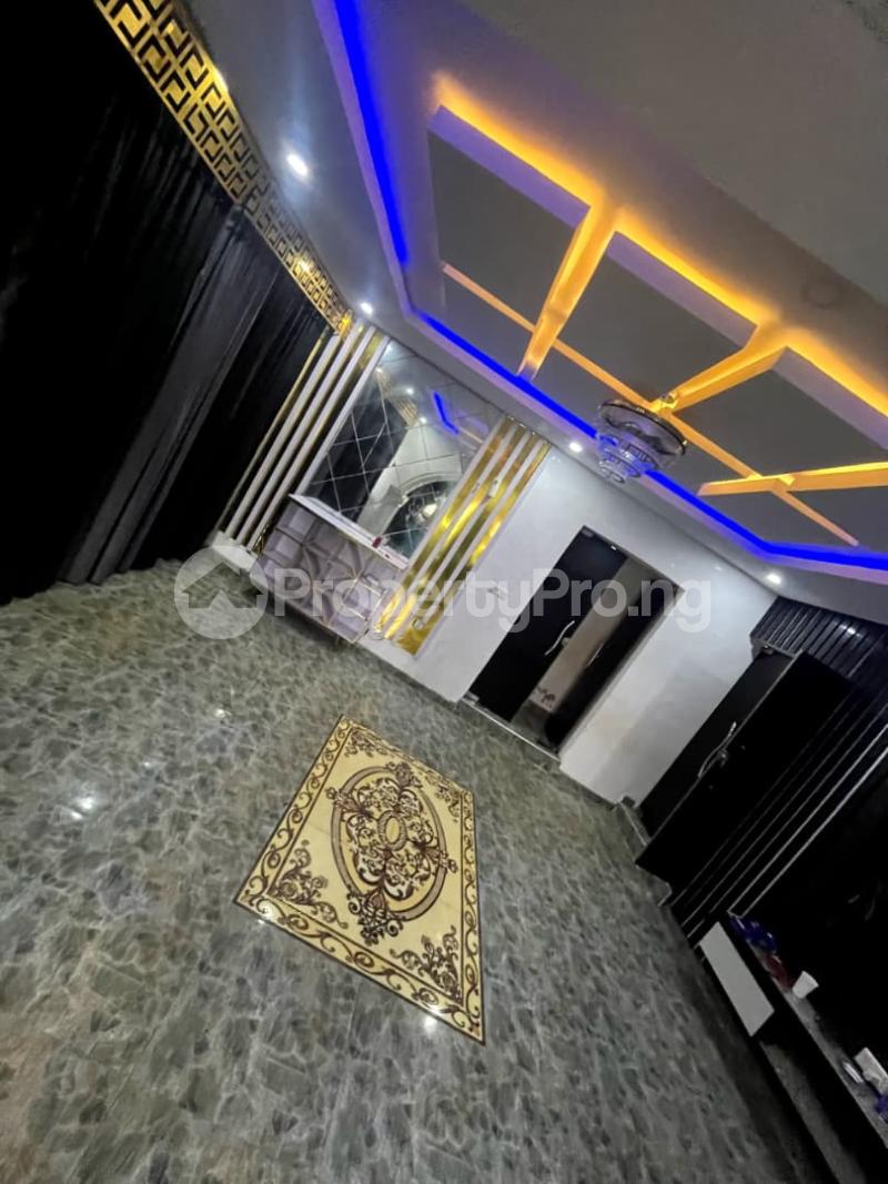 3 bedroom Flat / Apartment for rent Alapata Olodo Garage Akobo Ibadan Oyo