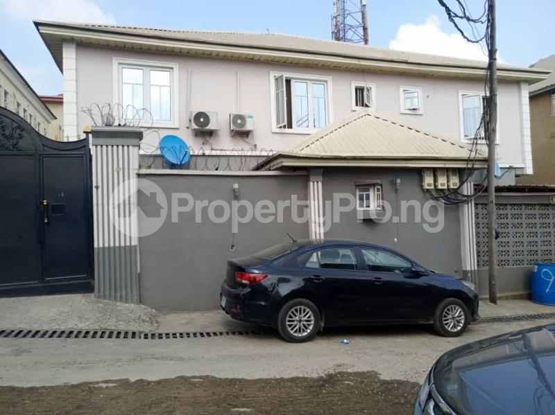 3 bedroom House for rent Soluyi Gbagada Lagos