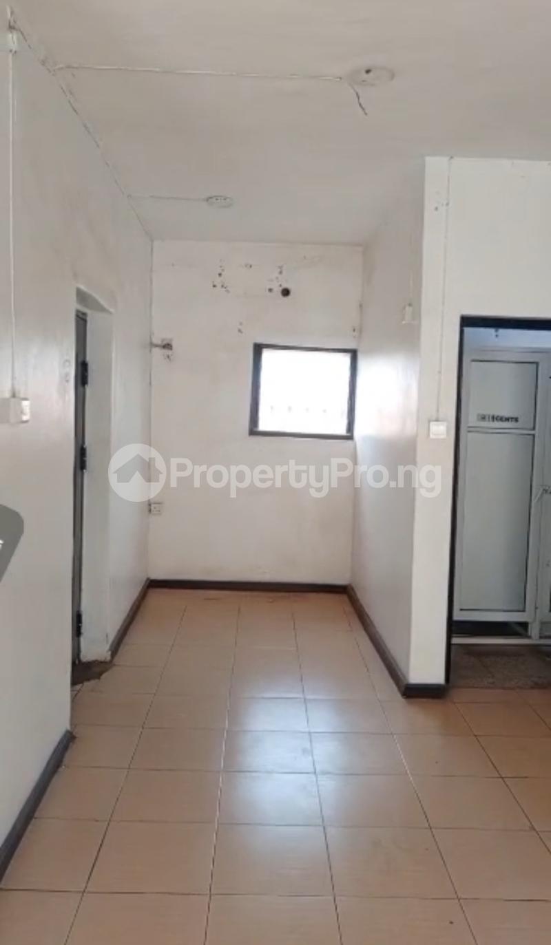 5 bedroom Commercial Property for rent Bodija Ibadan Oyo