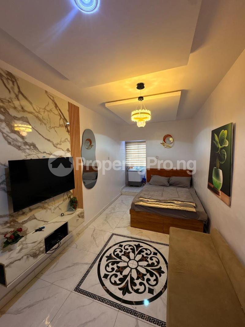 1 bedroom Flat / Apartment for shortlet Oni Street Randle Avenue Surulere Lagos