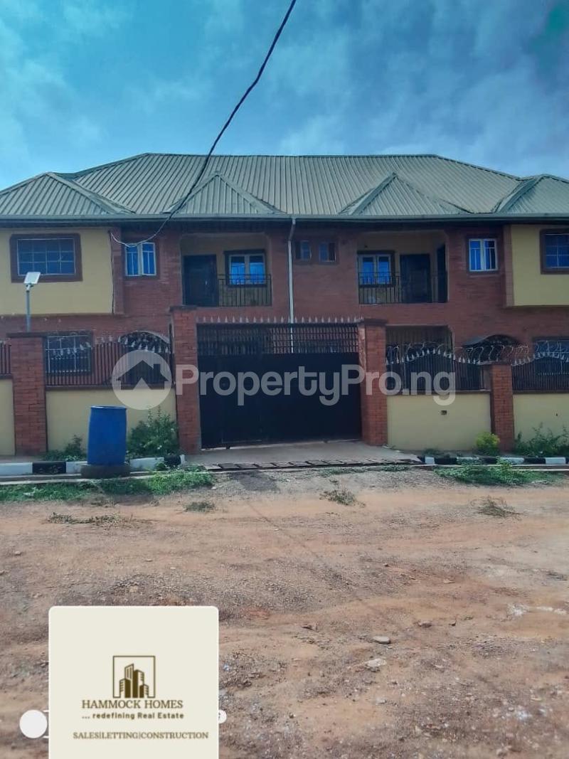 10 bedroom House for sale Elewuro Estate, Opp Arotomob Filling Station Akobo Ibadan Oyo