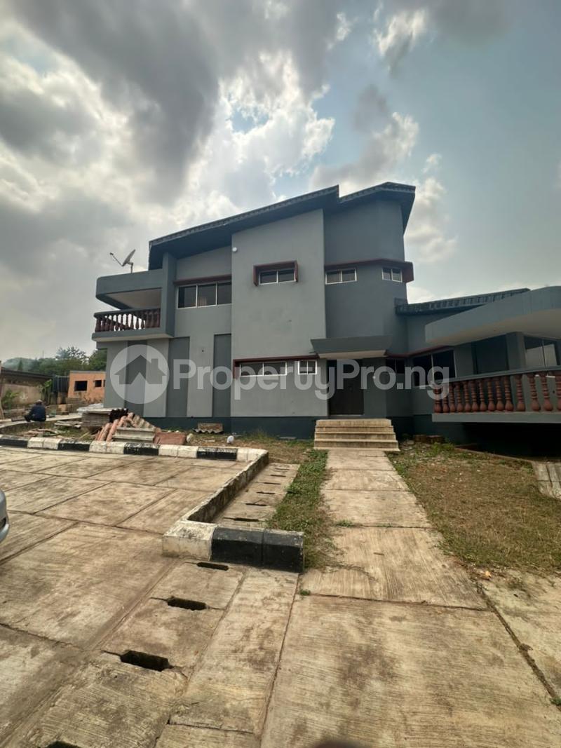 House for rent Onikoko/custom Main Road Bodija Ibadan Oyo