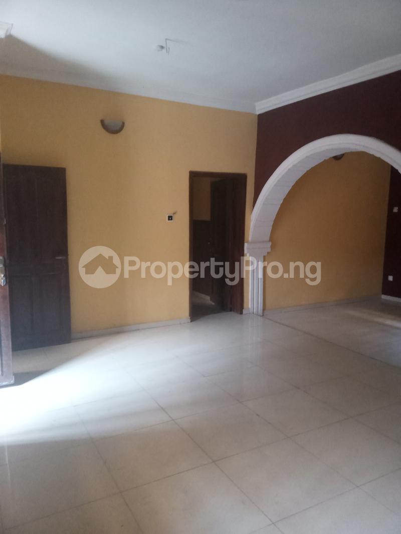 3 bedroom Flat / Apartment for rent Off Agboyi Road, Alapere Alapere Kosofe/Ikosi Lagos