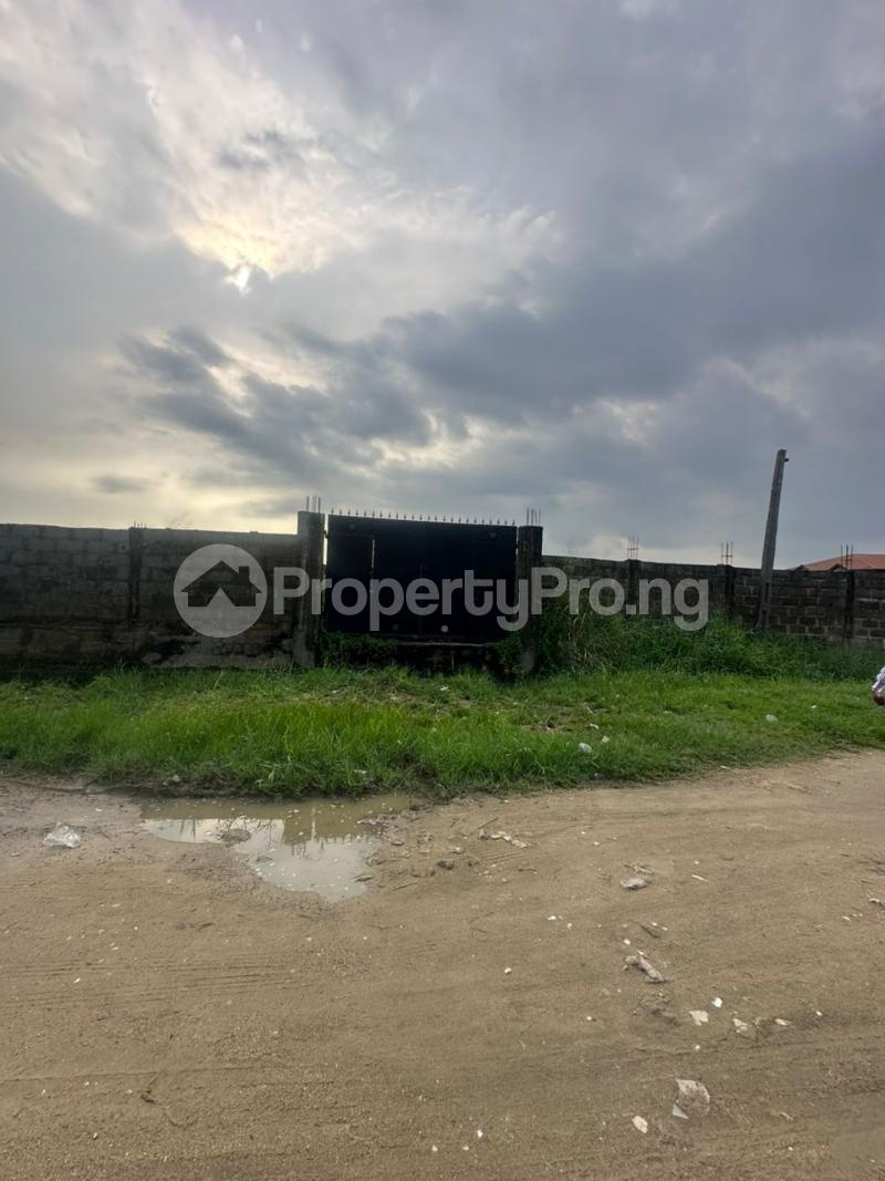 Land for sale Oworoshoki Foreshore Gra, Kosofe Kosofe/Ikosi Lagos