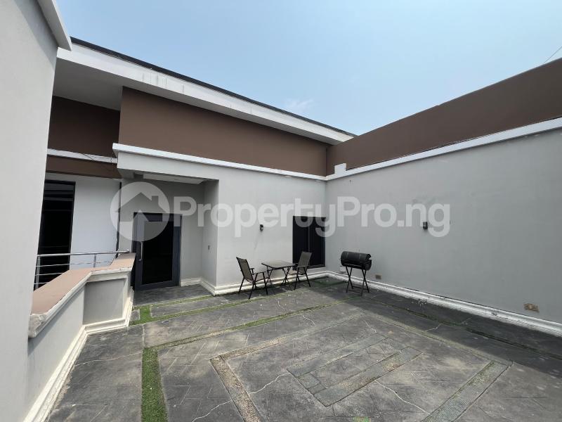 2 bedroom House for rent Water Corporation Drive, Off Ligali Ayorinde Victoria Island Lagos