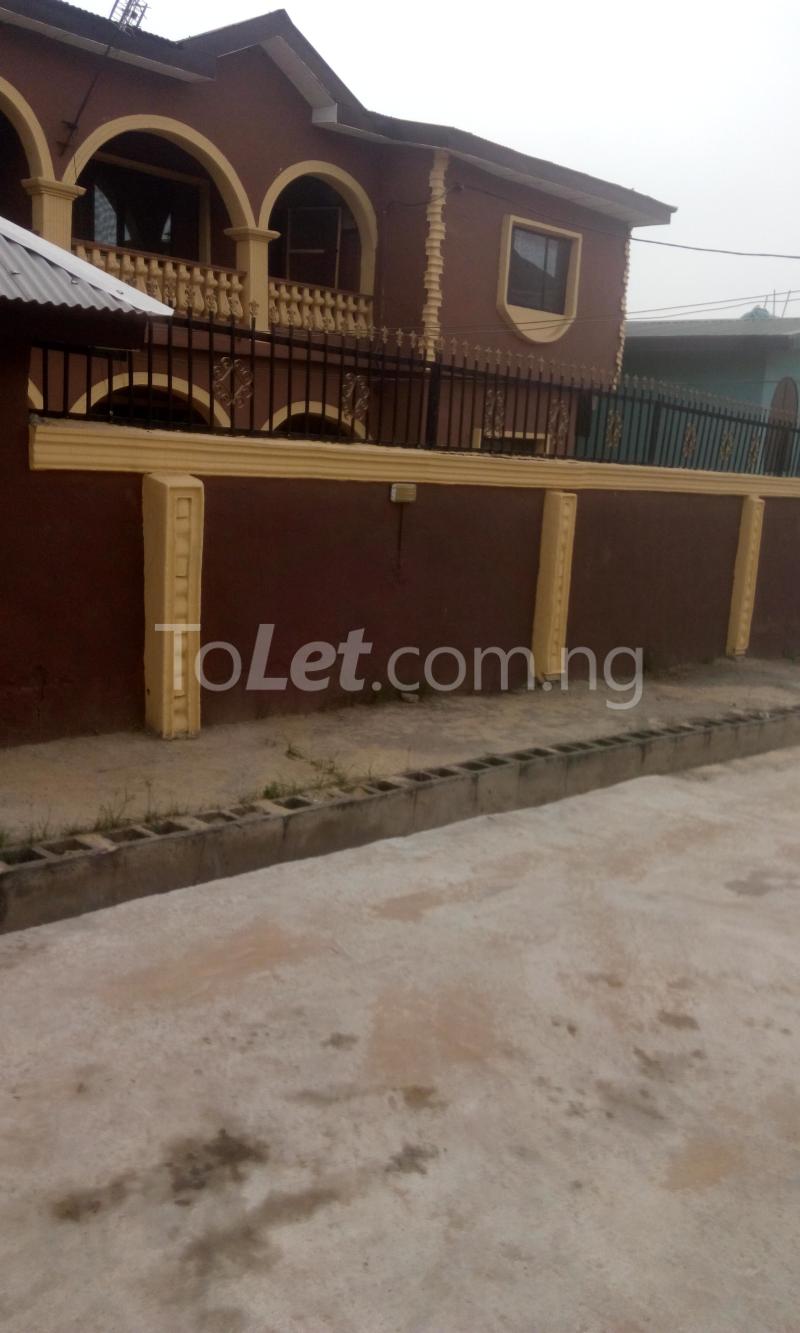 3 bedroom Flat / Apartment for rent Exit Gate Of Olabisi Street Magodo Kosofe/Ikosi Lagos