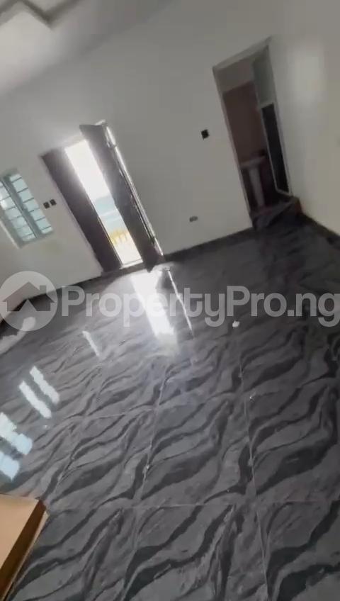 2 bedroom Flat / Apartment for rent Off Palace Road, Oworoshoki, Lagos Oworonshoki Gbagada Lagos