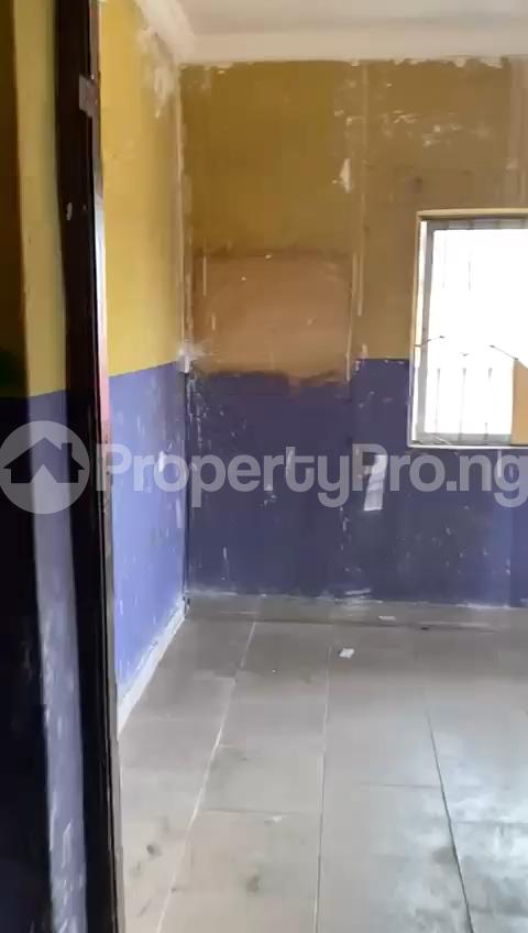 3 bedroom Flat / Apartment for rent Off Kayode, Onipanu, Lagos Onipanu Shomolu Lagos