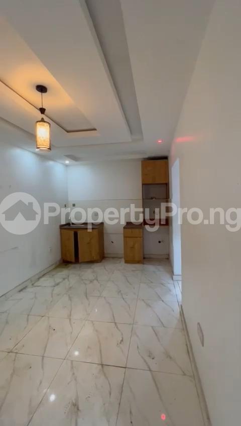 1 bedroom Flat / Apartment for rent Onabola Street, Pedro Shomolu Lagos Shomolu Lagos - 0