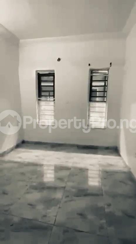 1 bedroom Flat / Apartment for rent Thomas Estate. Off Lekki-Epe Expressway Ajah Lagos