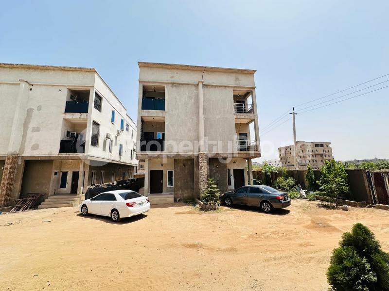 4 bedroom House for sale Mabushi District Abuja ( Video Of The House Is Available) Mabushi Abuja
