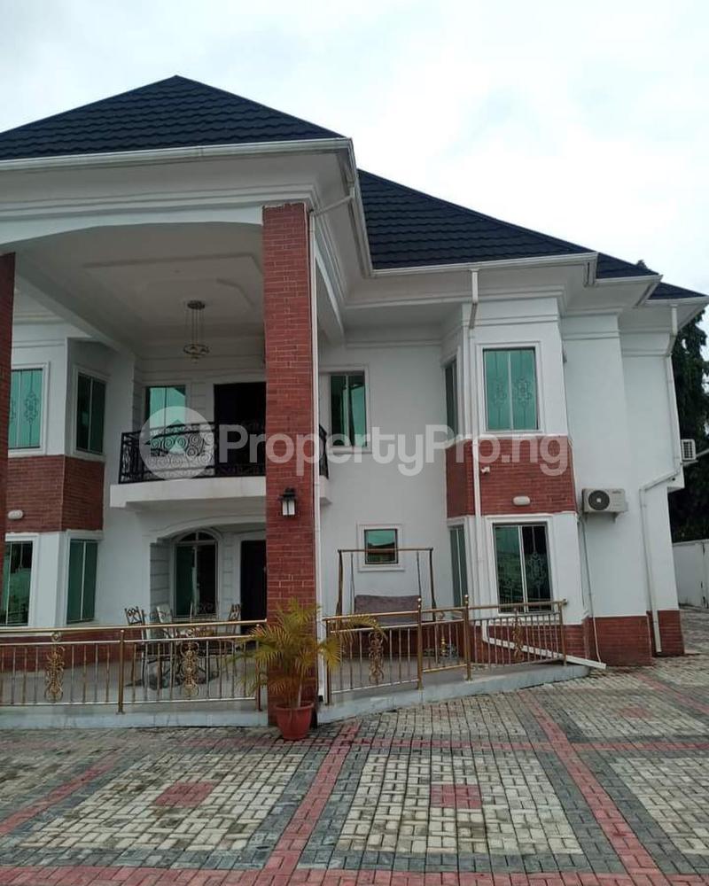 6 Bedroom House in Jericho Ibadan Oyo House for sale in ibadan