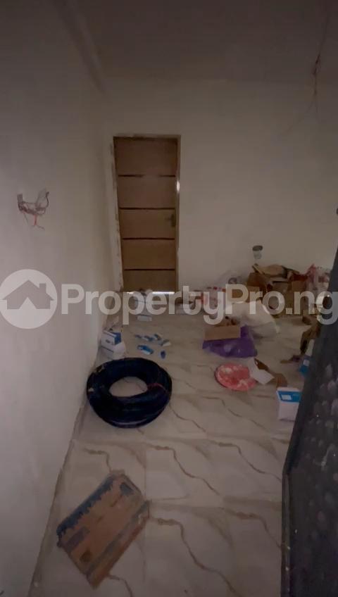 2 bedroom Flat / Apartment for rent Apata Street, Shomolu, Lagos Shomolu Lagos