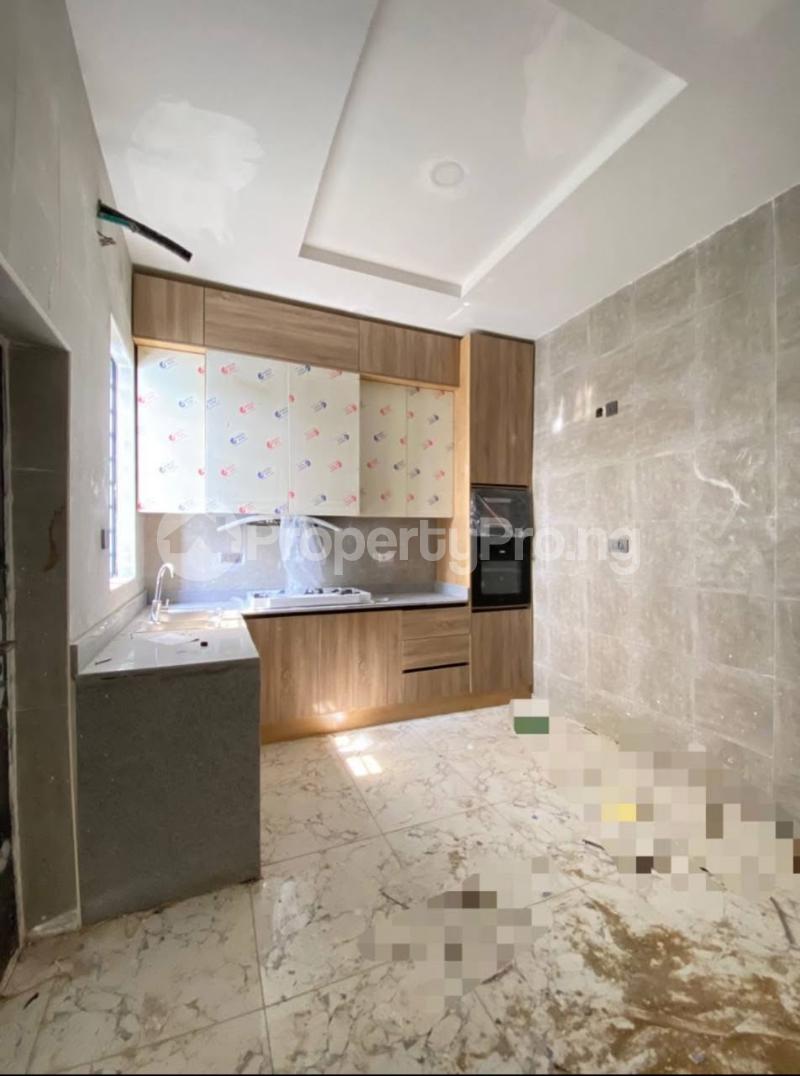 2 bedroom House for sale Mobil Road Ajah Lagos