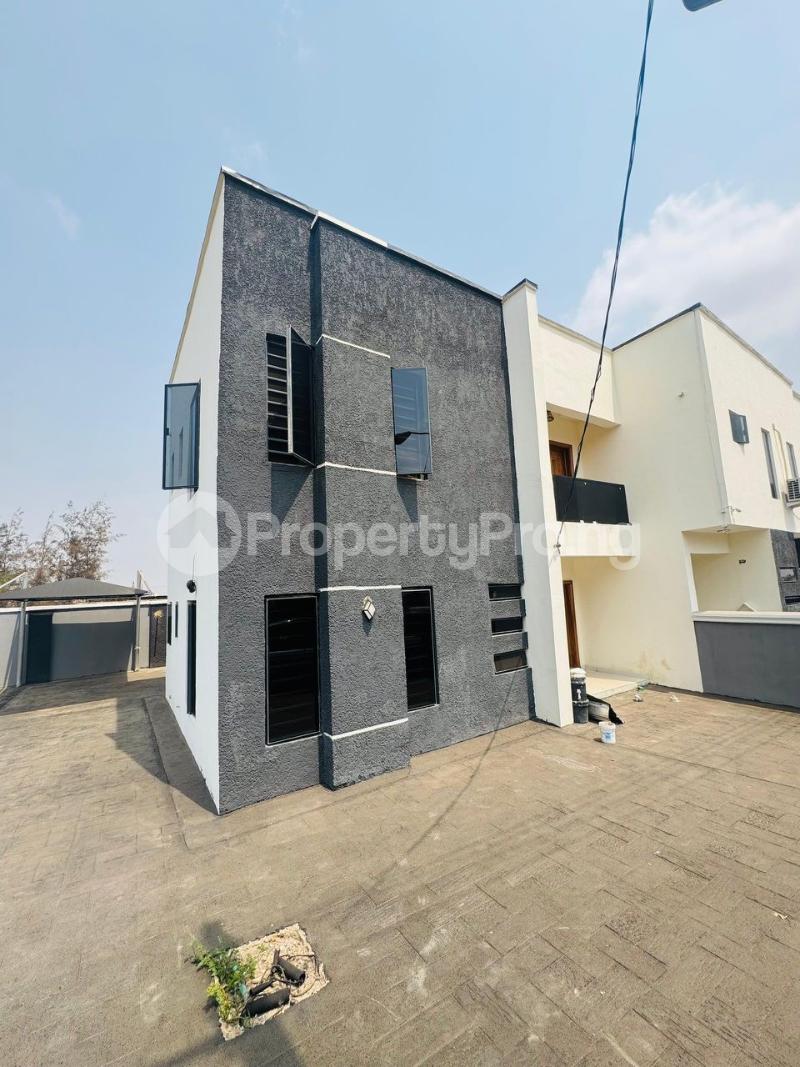 3 bedroom House for sale Carlton Gate Estate Akobo Ibadan Oyo