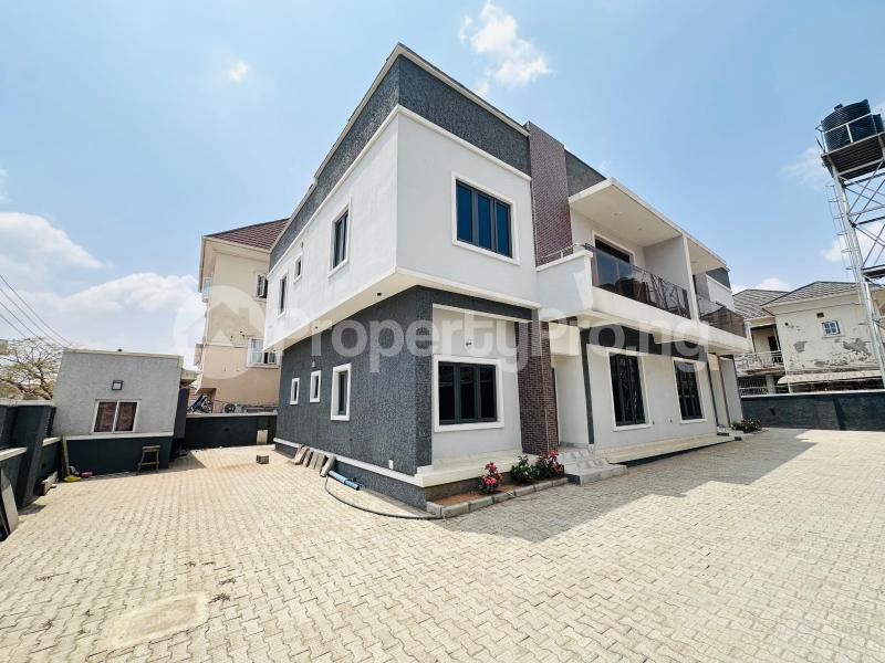 3 bedroom House for sale Dawaki District Opposite Gwarinpa Abuja